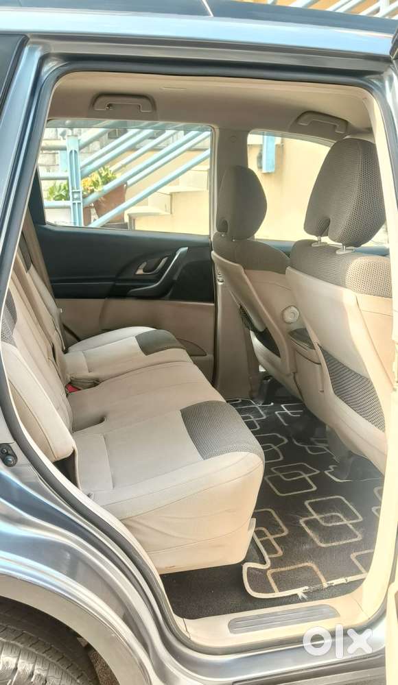 Mahindra Xuv500 At W6 2wd, 2017, Diesel