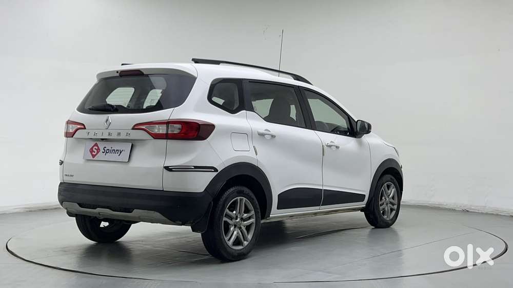 Renault Triber Rxz, 2022, Petrol