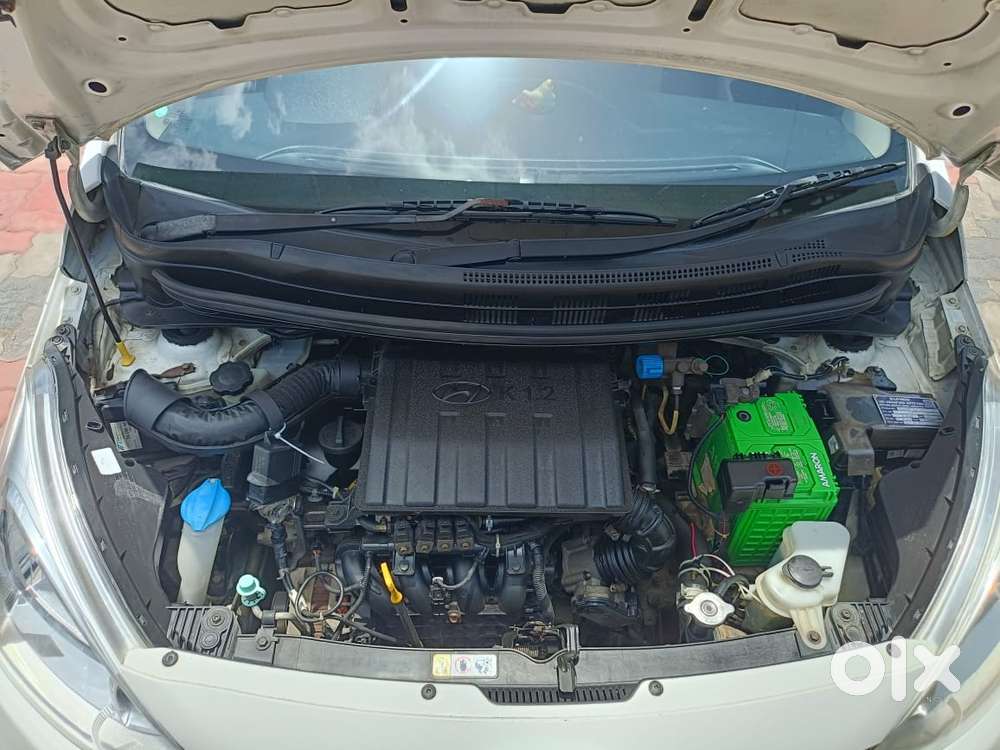 Hyundai Grand I10 2016-2017 Sportz Celebration Edition, 2017, Cng & ..