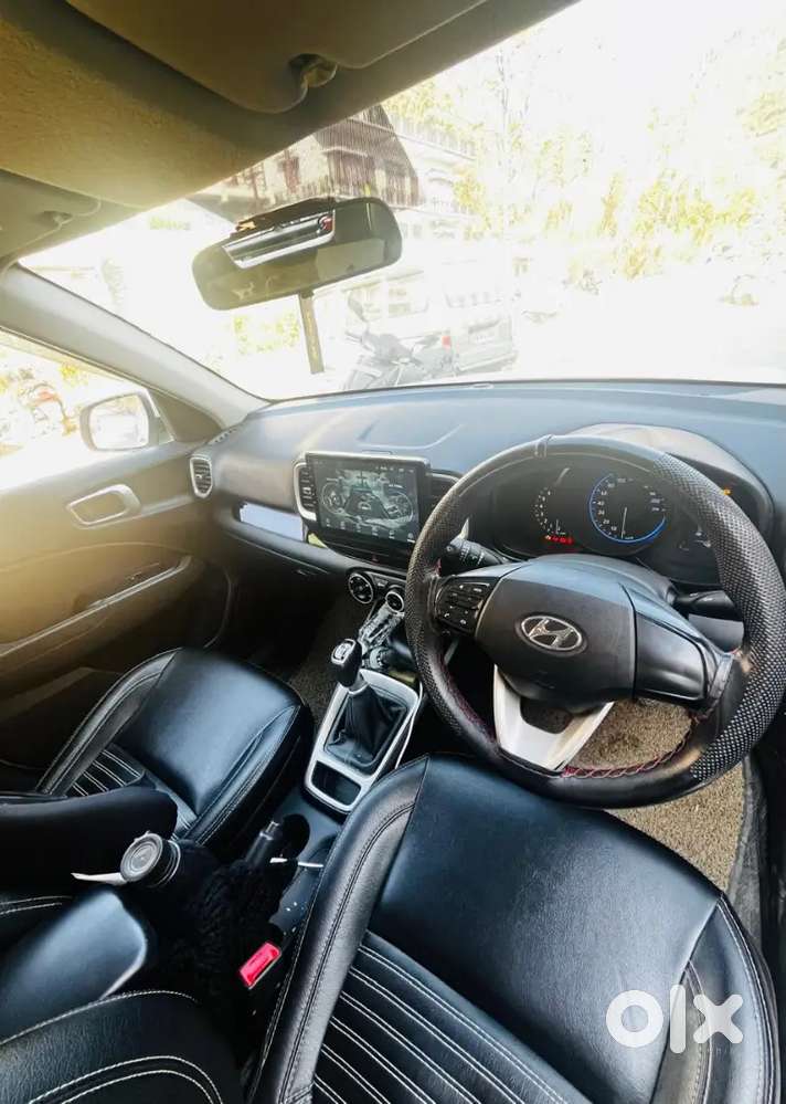 Hyundai Venue 2020 Petrol Well Maintained