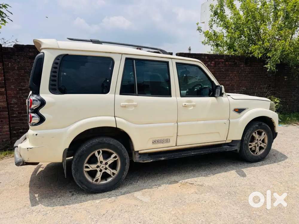 Mahindra Scorpio Diesel 2016