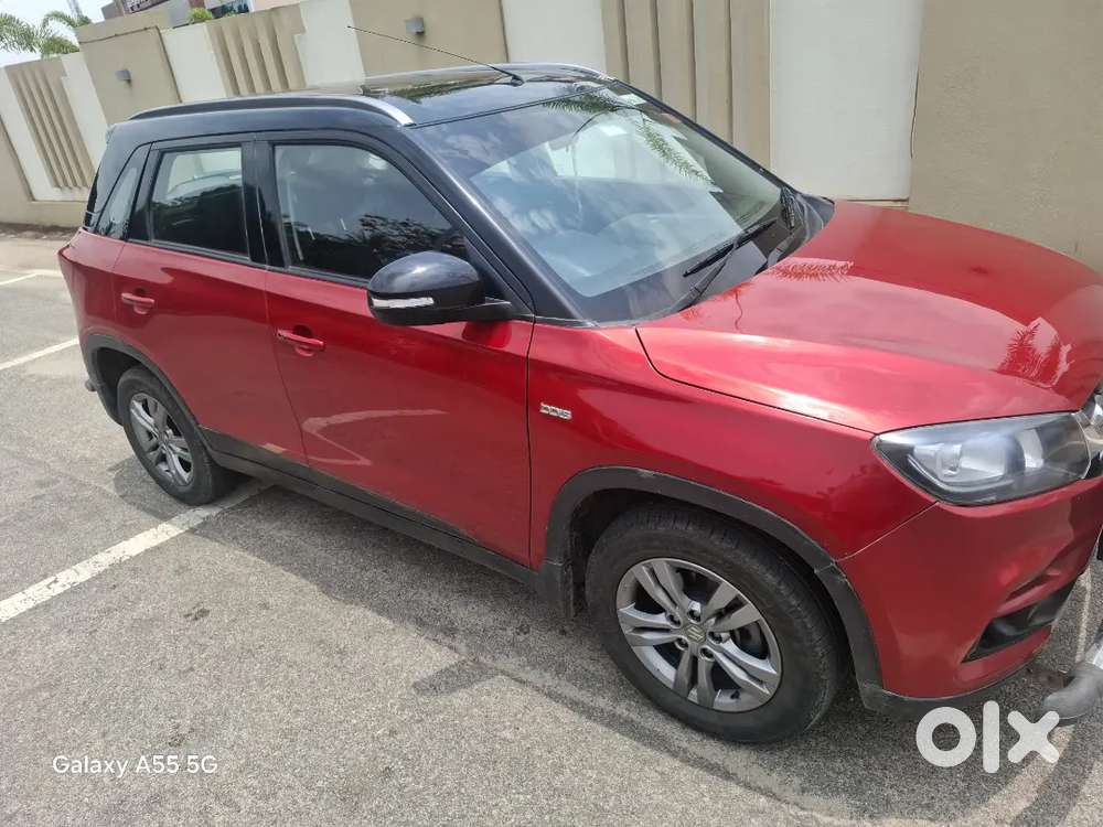 2017 Maruti Suzuki Brezza Zdi+ Dual Tone