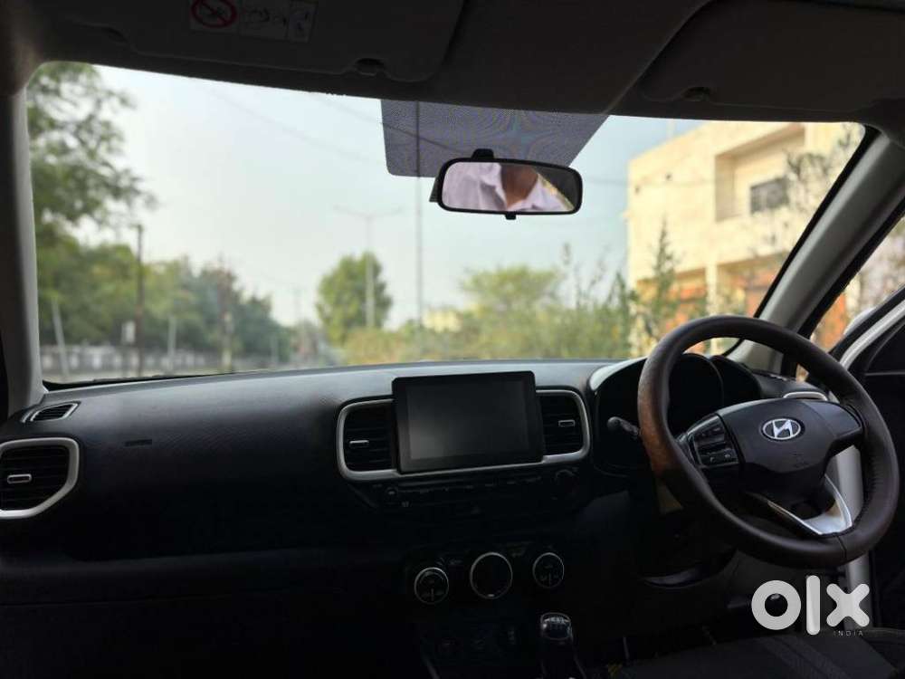 Hyundai Venue S 1.2 Petrol, 2021, Petrol