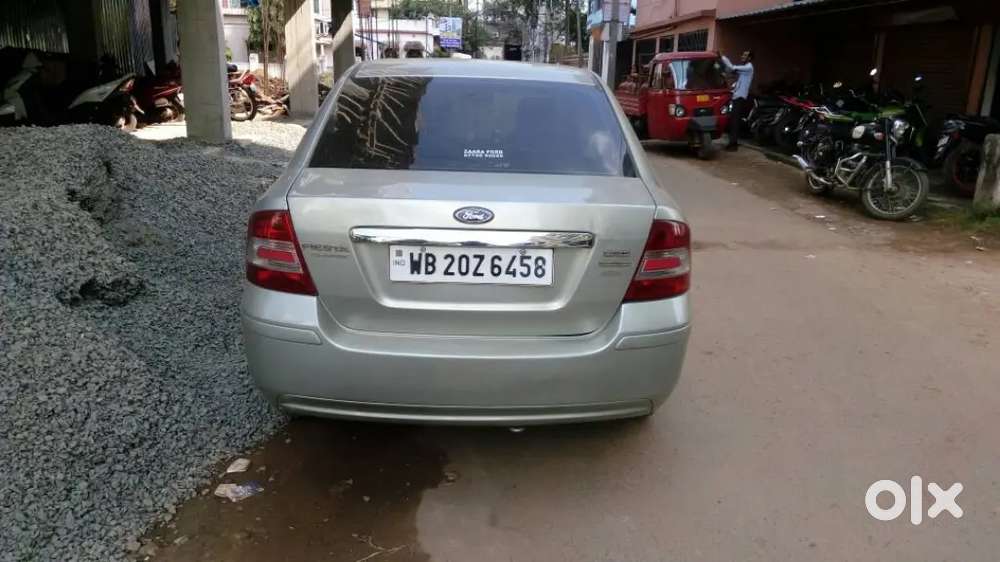 Ford Fiesta Well Maintained Difence Personal 65000km Driven Only