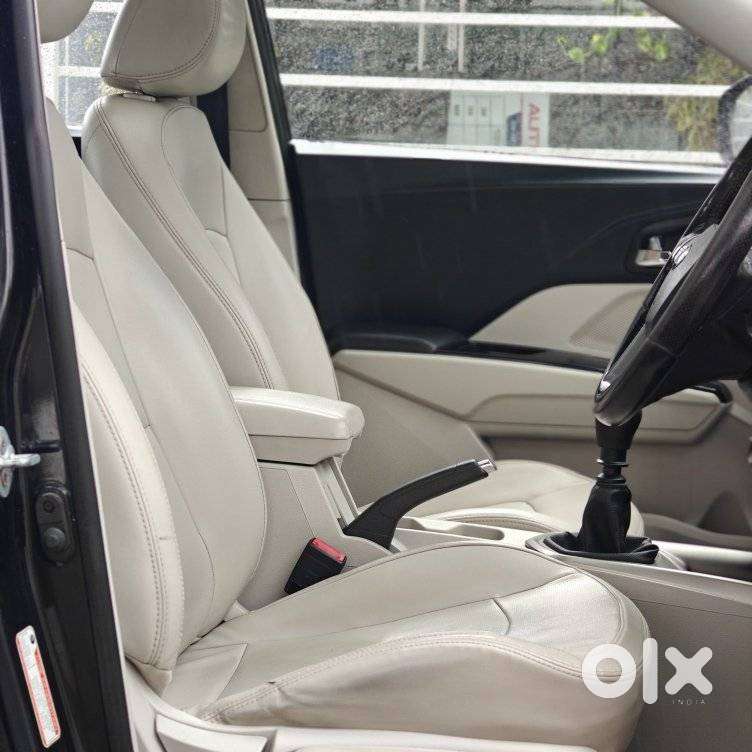 Mahindra Xuv300 W8 Option Diesel, 2019, Diesel