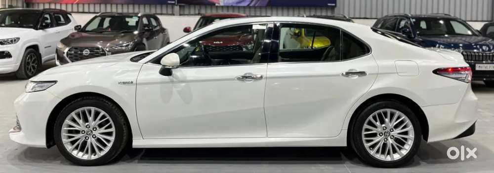 Toyota Camry Hybrid, 2020, Petrol