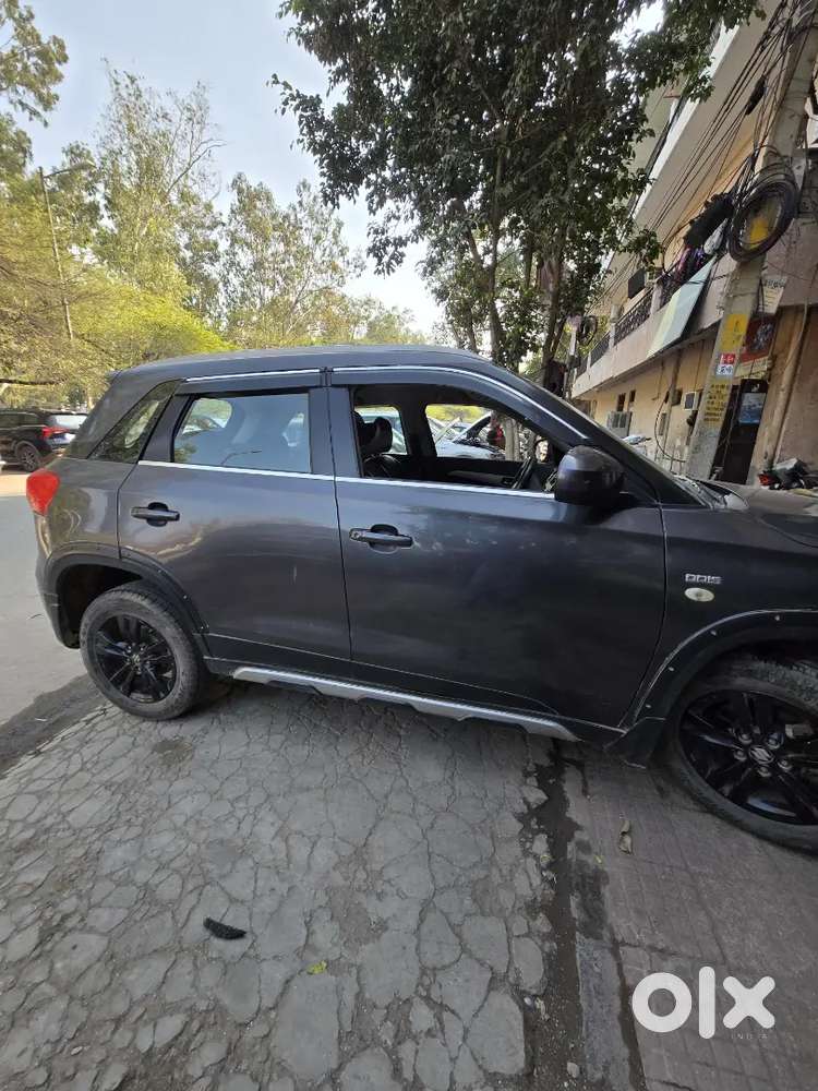 Brezza Automatic Zdi Top Model 2018 Delhi Registration Noc Available