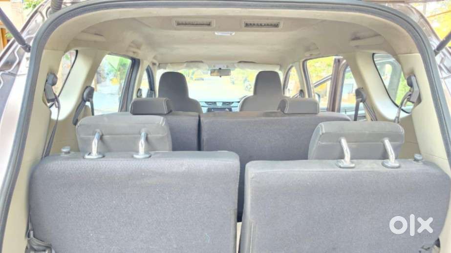 Renault Triber Rxt, 2023, Petrol