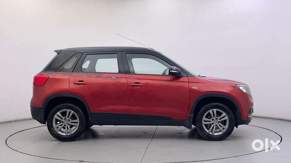 Maruti Suzuki Vitara Brezza Zdi+ Dual Tone Mt, 2016, Diesel