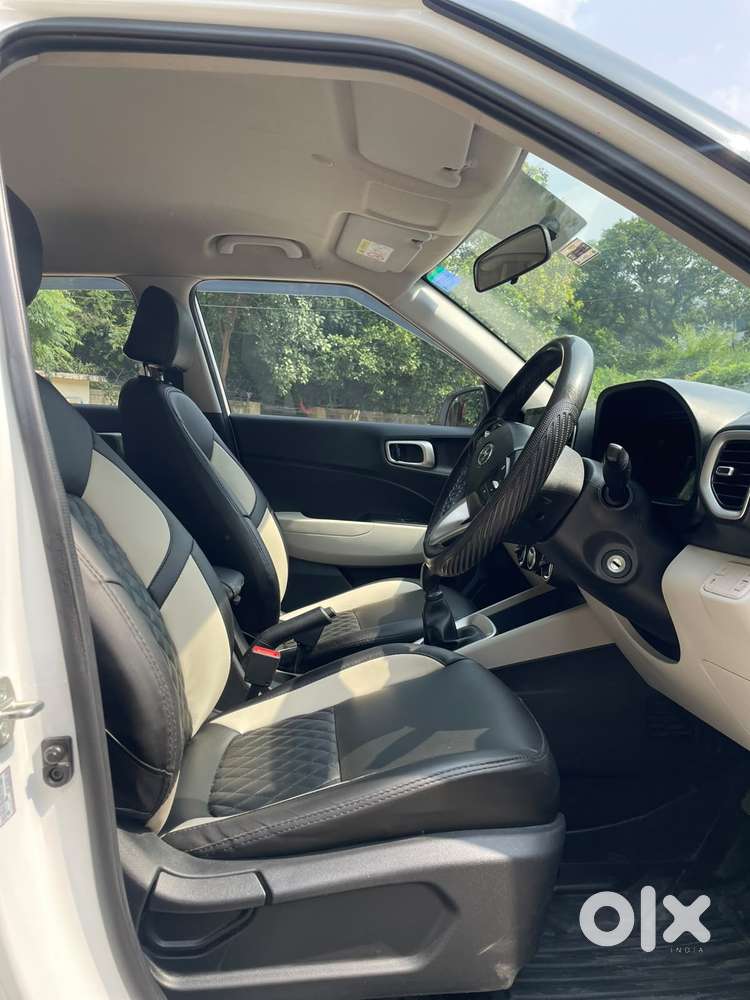 Hyundai Venue S 1.2 Petrol, 2024, Petrol