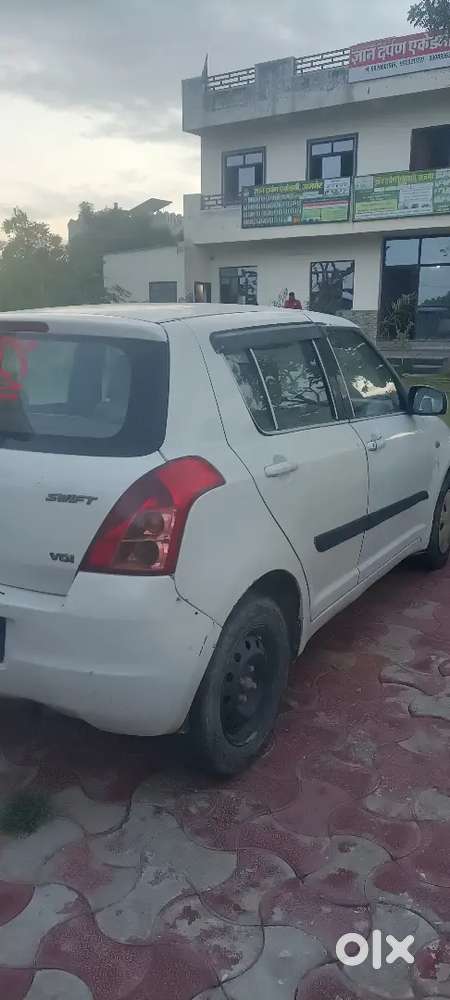 Maruti Suzuki Swift 2011 Diesel 100000 Km Driven
