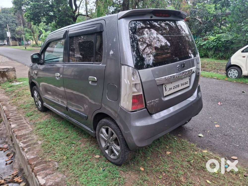 Maruti Suzuki Wagon R Stingray 1.0 Vxi Plus, 2015, Petrol