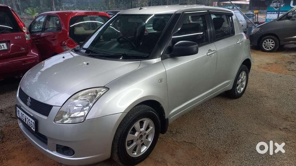 Maruti Suzuki Swift 2004-2010 Zxi Bsiv, 2006, Petrol