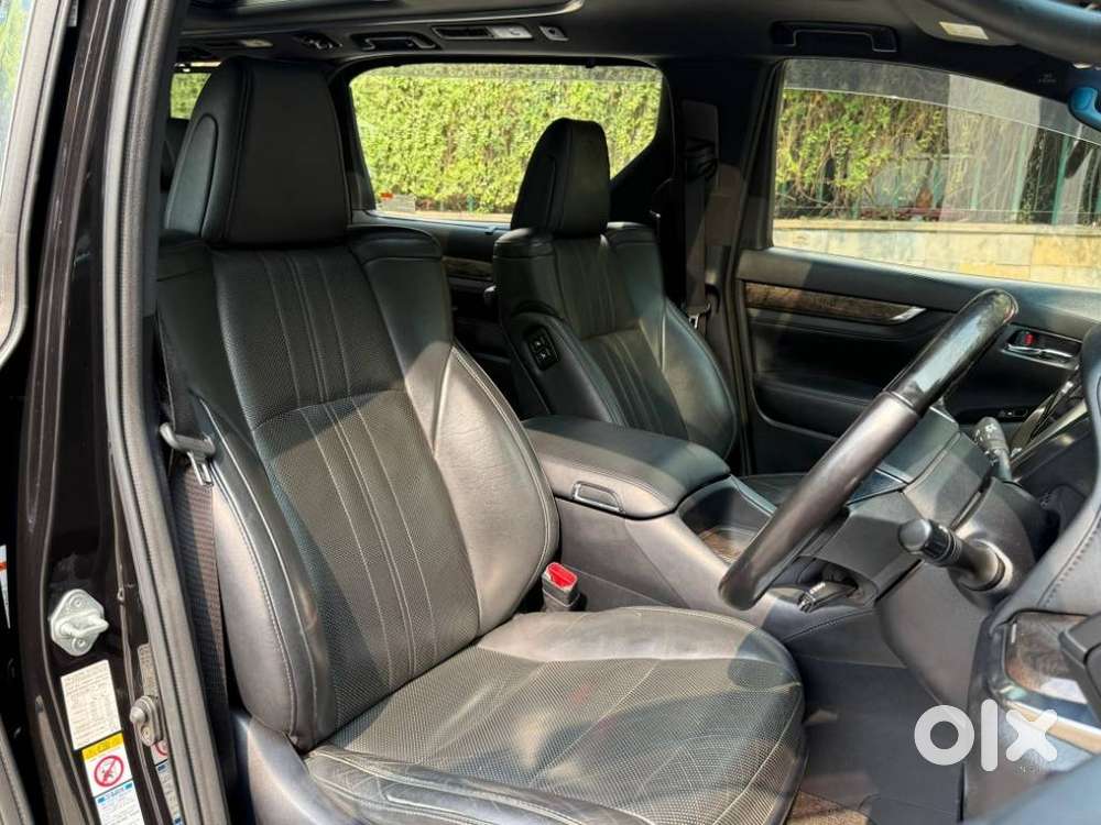 Toyota Vellfire Vip – Executive Lounge, 2019, Petrol