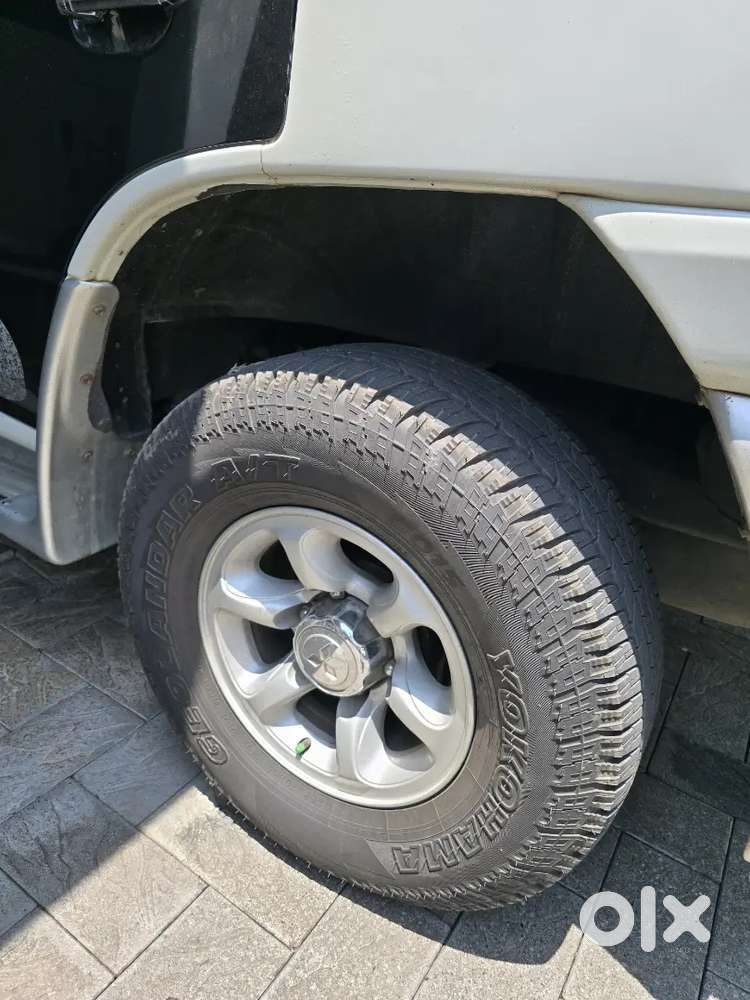 2011 Model Mitsubishi Pajero Sfx 4x4