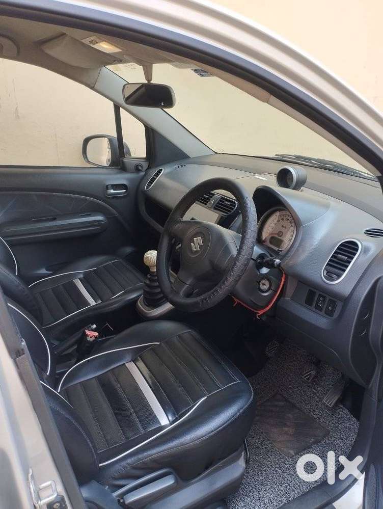 Maruti Suzuki Ritz Vxi, 2011, Petrol