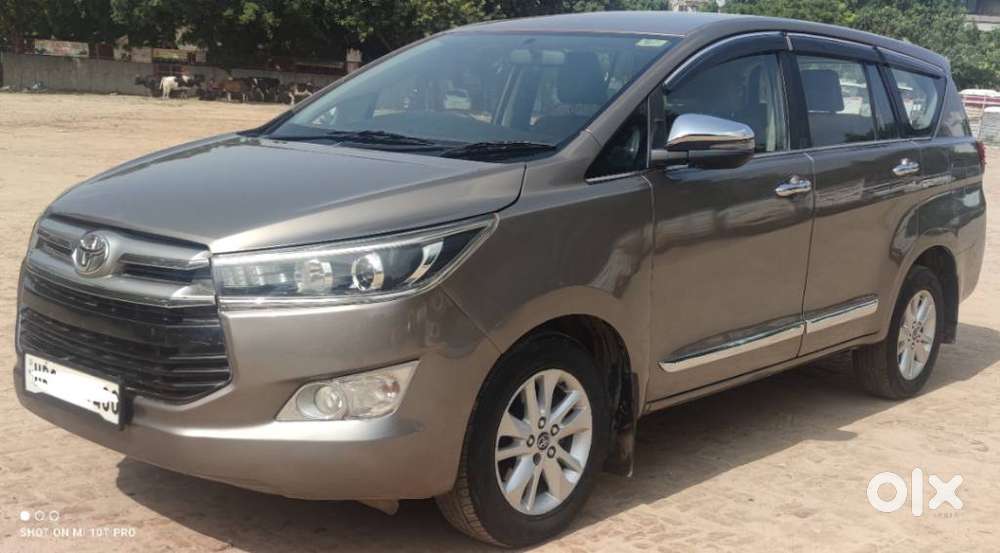 Toyota Innova Crysta 2.8z Automatic, 2017, Diesel
