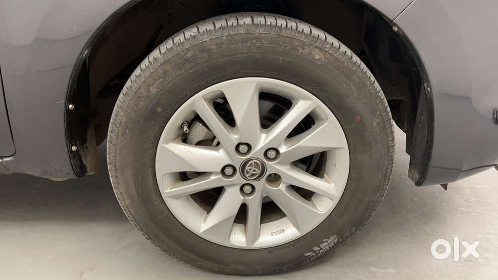 Toyota Innova Crysta 2.4 V 8 Str, 2018, Diesel