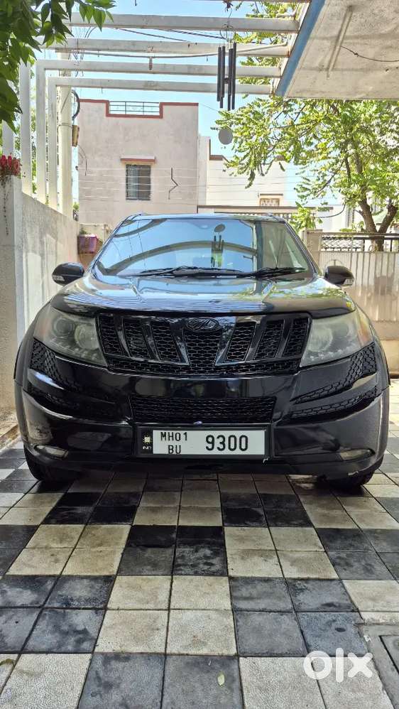 Black Xuv 500