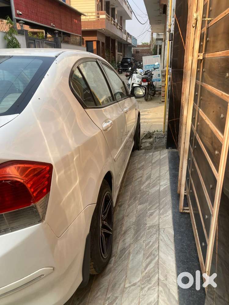 Honda City 2011 Cng Well Maintained