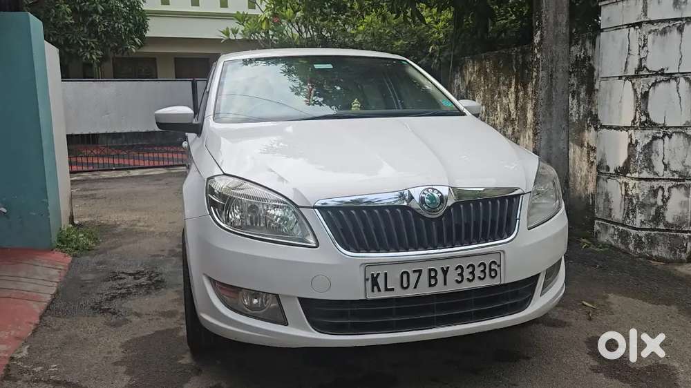 Skoda Rapid Ambition 2013 Going Abroad
