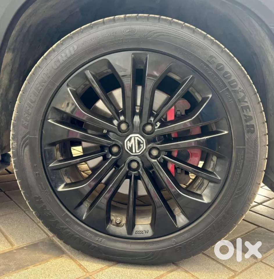 Mg Hector Plus 1.5 Sharp Turbo Cvt 6 Str, 2022, Petrol