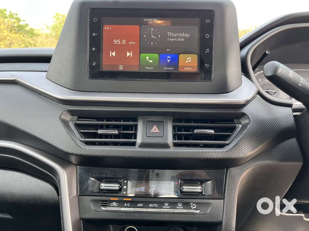 Maruti Suzuki Brezza 1.5 Vxi Smart Hybrid, 2023, Petrol