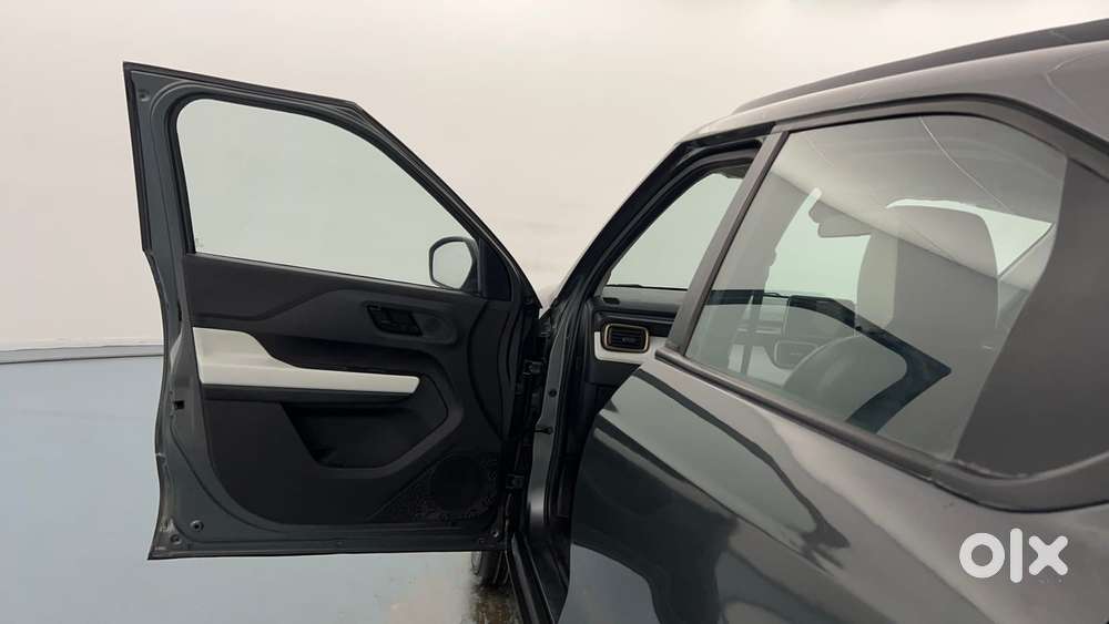 Tata Punch Accomplished Dazzle Sunroof Cng, 2024, Cng & Hybrids