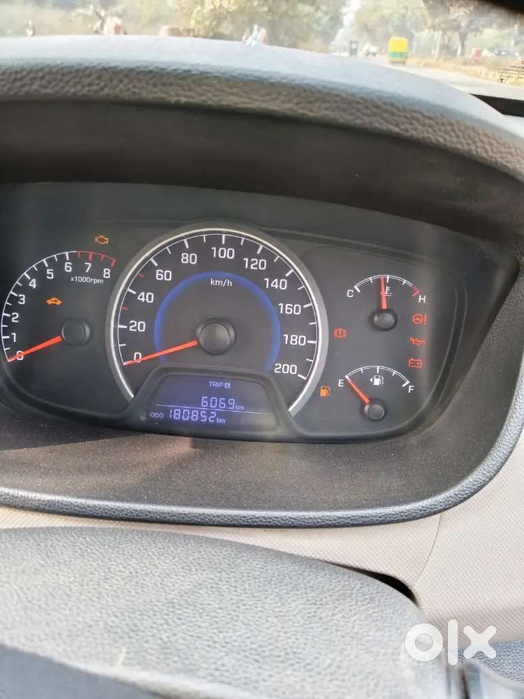 Hyundai Grand I10 2018 Km Driven(life Time Tax Paid Already)