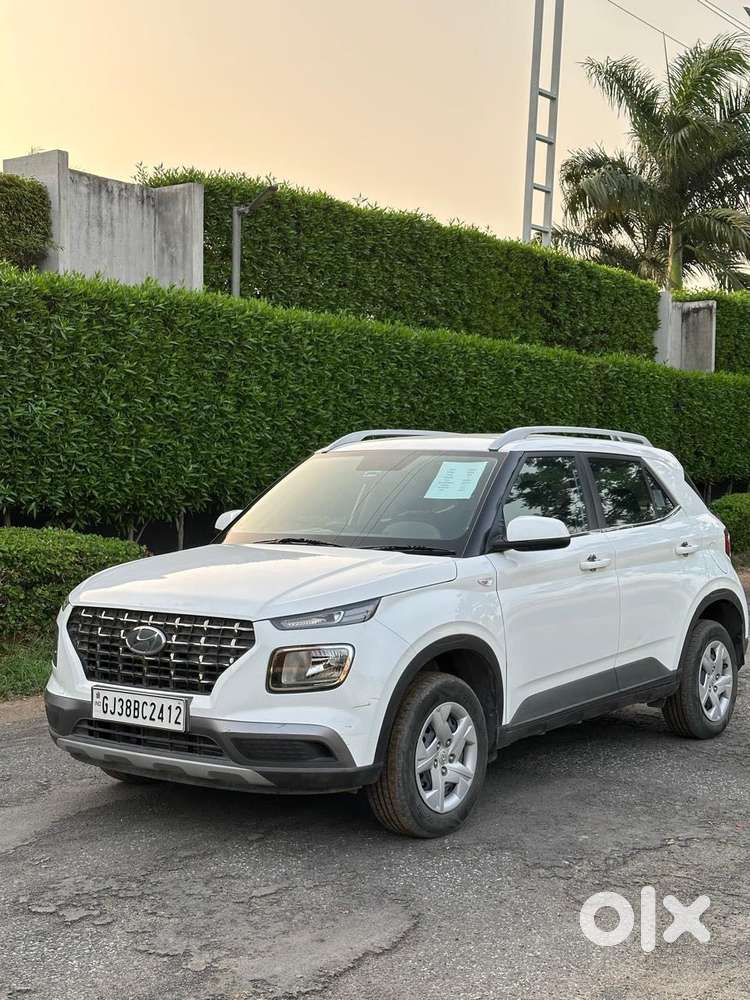 Hyundai Venue S 1.2 Petrol, 2020, Petrol