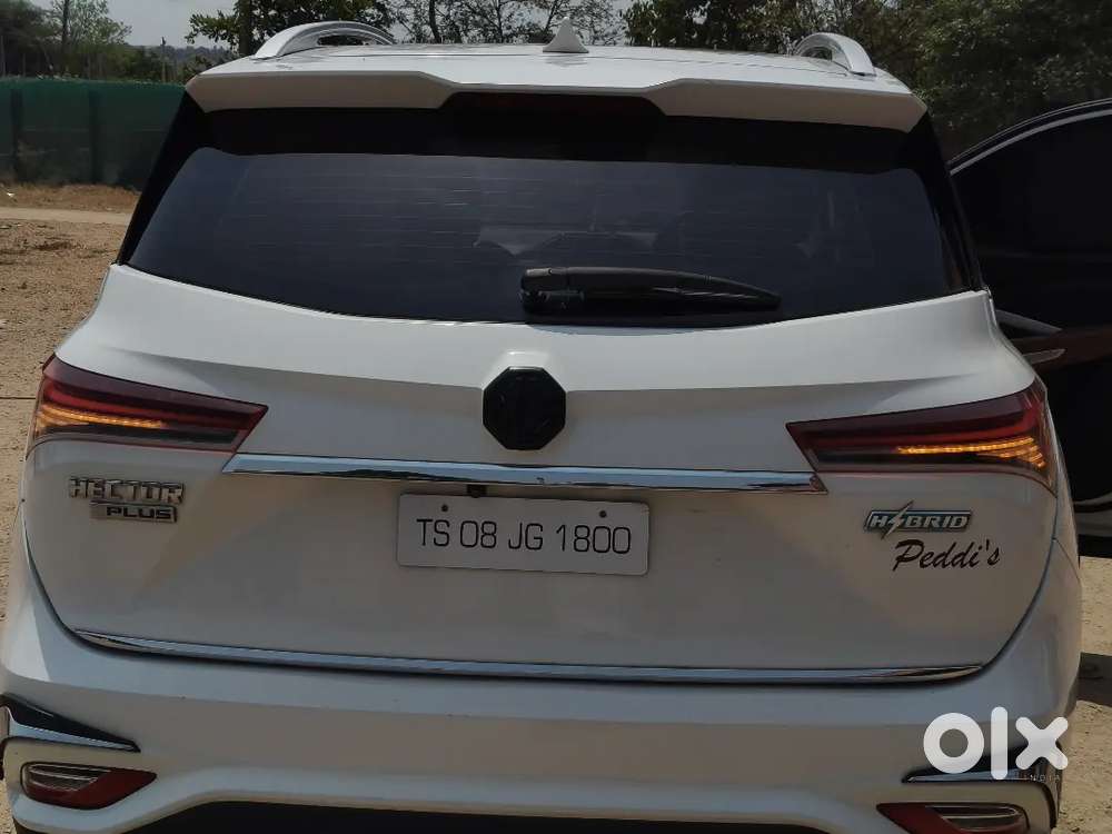 Mg Hector Plus 2022