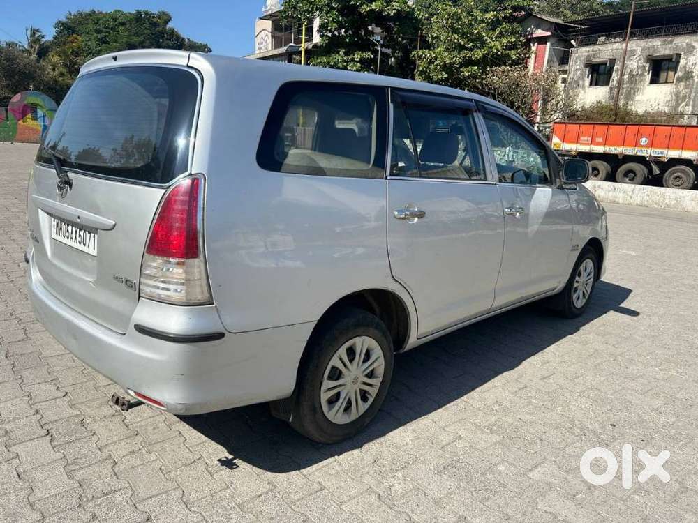 Toyota Innova 2.5 G (diesel) 8 Seater, 2011, Diesel