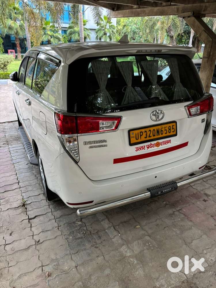 Toyota Innova Crysta 2022 Diesel 127000 Km Driven