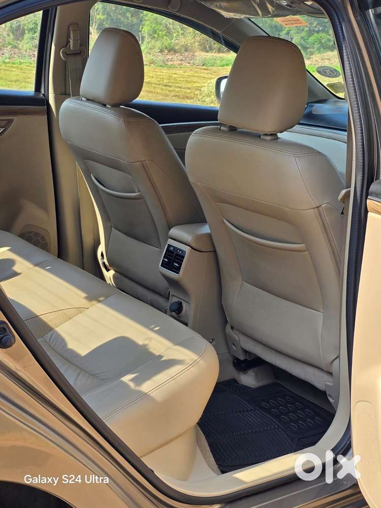 Maruti Suzuki Ciaz 1.5 Alpha Shvs Mt, 2019, Diesel