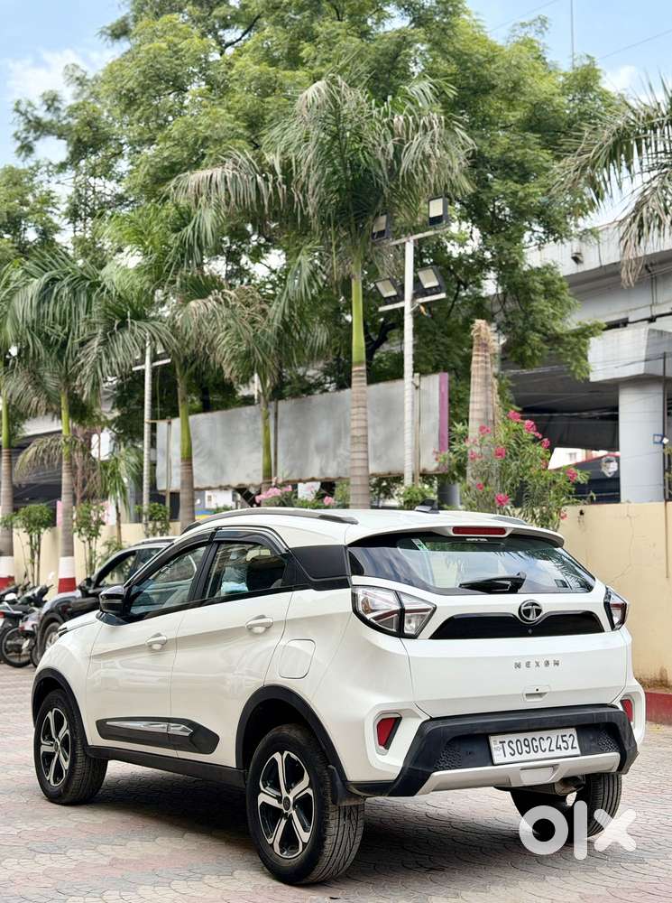 Tata Nexon 1.5 Revotorq Xza Plus (l), 2023, Diesel