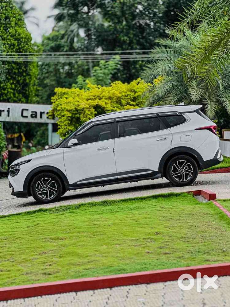 Kia Carens 1.4 Luxury Plus Dct 7 Str, 2024, Petrol