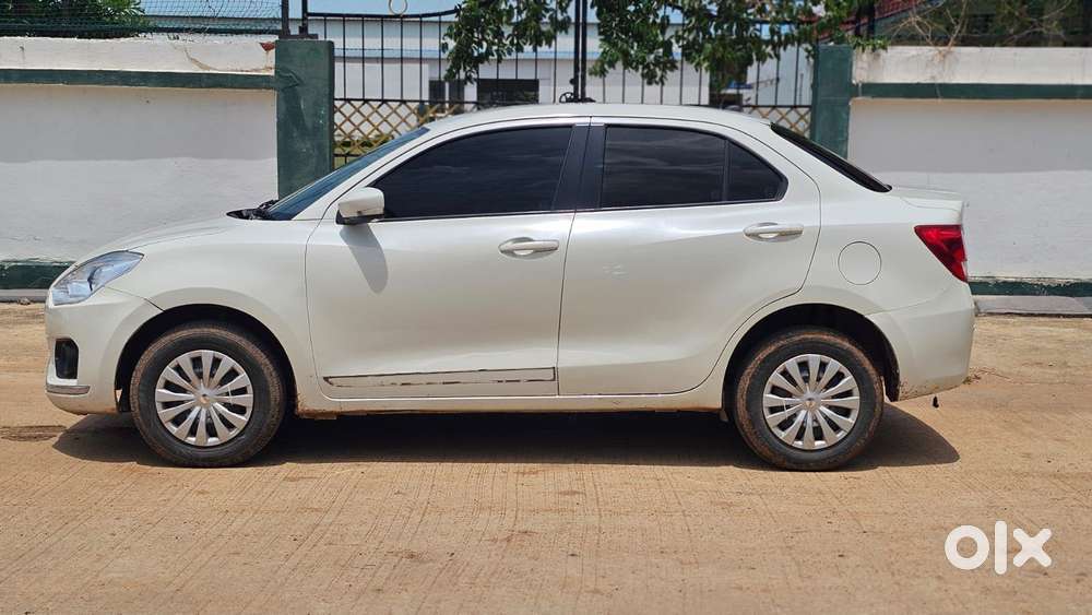 Maruti Suzuki Swift Dzire Vxi Optional, 2019, Petrol
