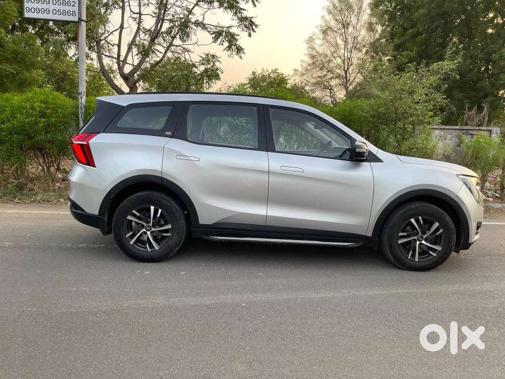 Mahindra Xuv700 2.2 Ax 5 Diesel At 7 Str, 2022, Diesel