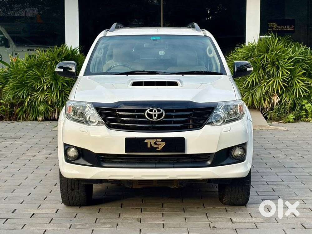 Toyota Fortuner, 2012, Diesel