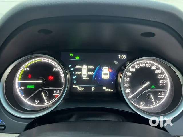 Toyota Camry Hybrid, 2021, Petrol