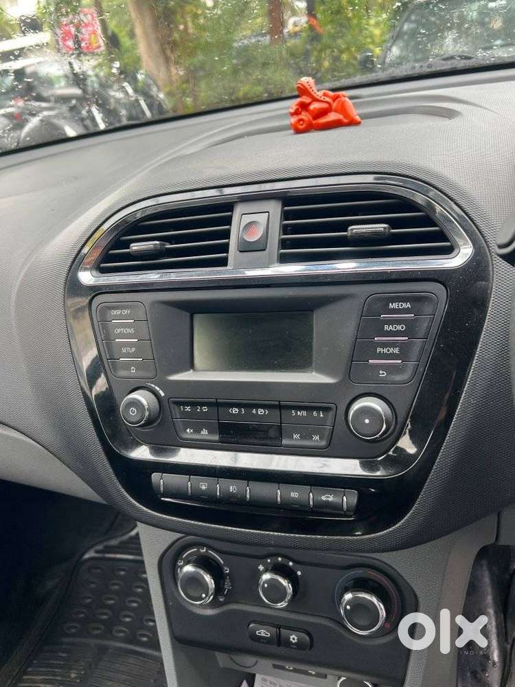 Tata Tigor Xz, 2017, Petrol