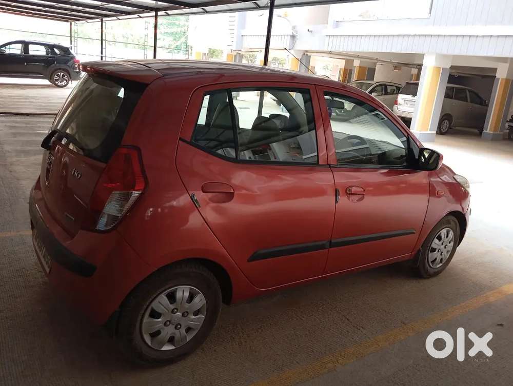 Ihundai 10 Sportz Amautomatic