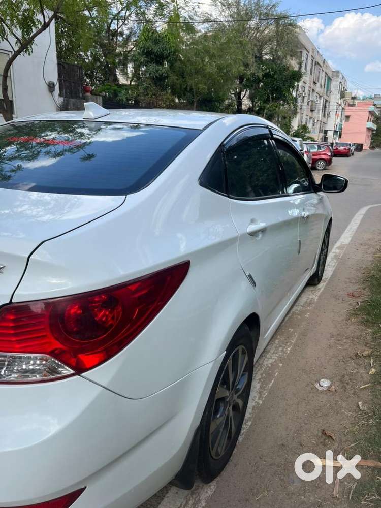 Hyundai Verna 2014 Diesel 90000 Km Driven