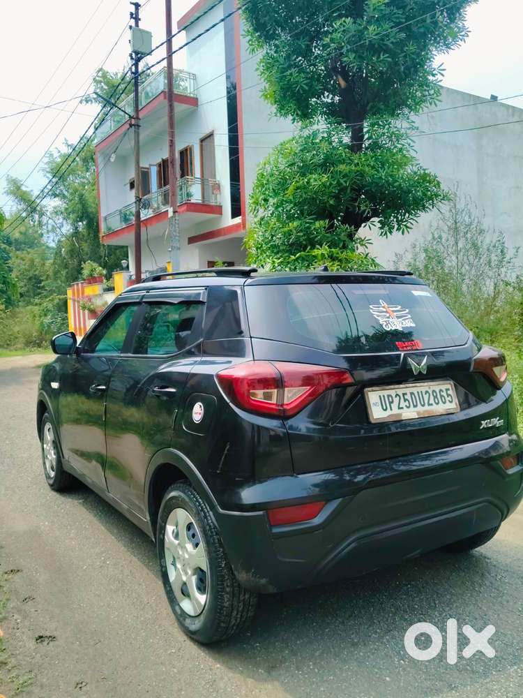 Mahindra Xuv300 W6, 2023, Cng & Hybrids