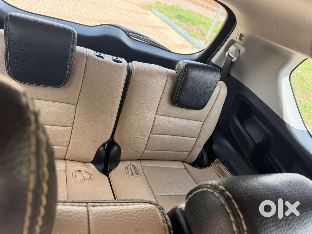 Toyota Innova Crysta