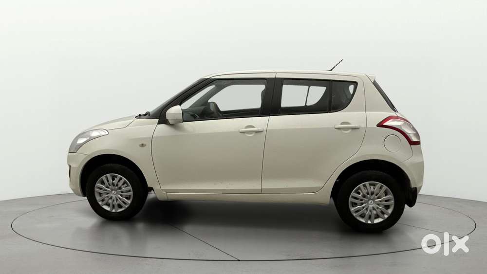 Maruti Suzuki Swift 1.2 Lxi (o), 2017, Petrol