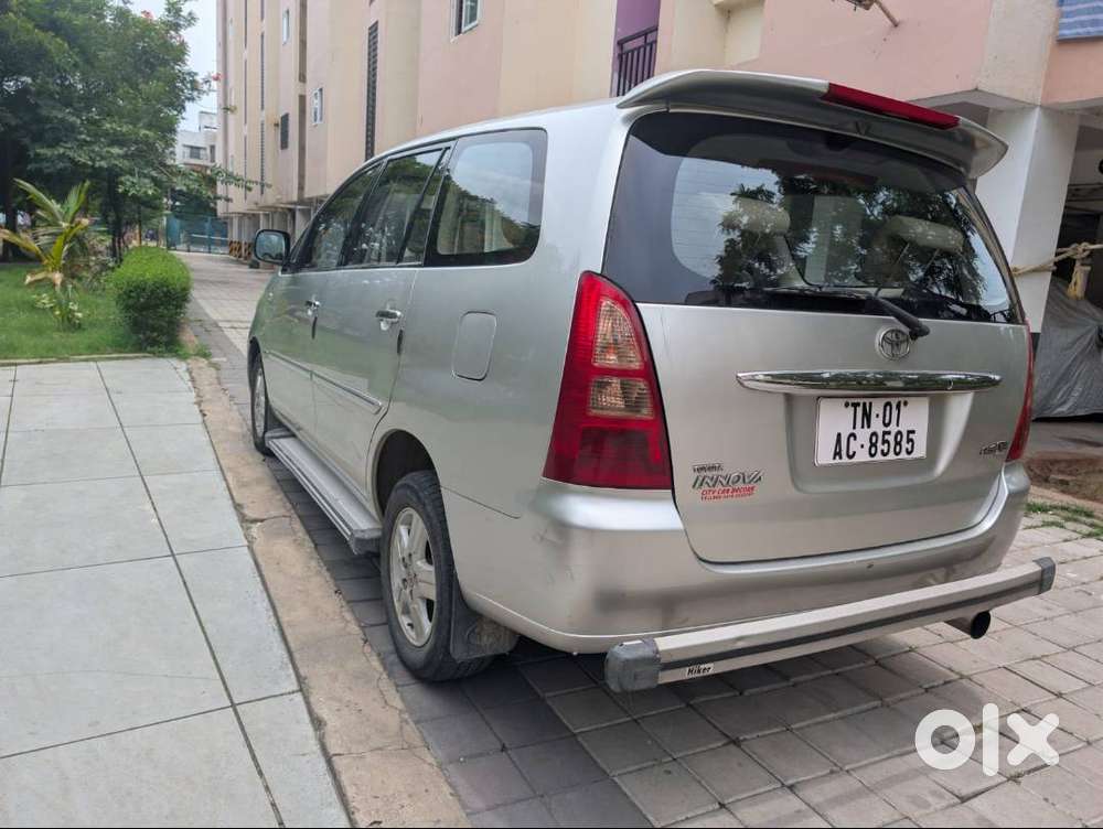 Well Maintained 7 Seater Innova (company Service), 2 Brand New Tyers