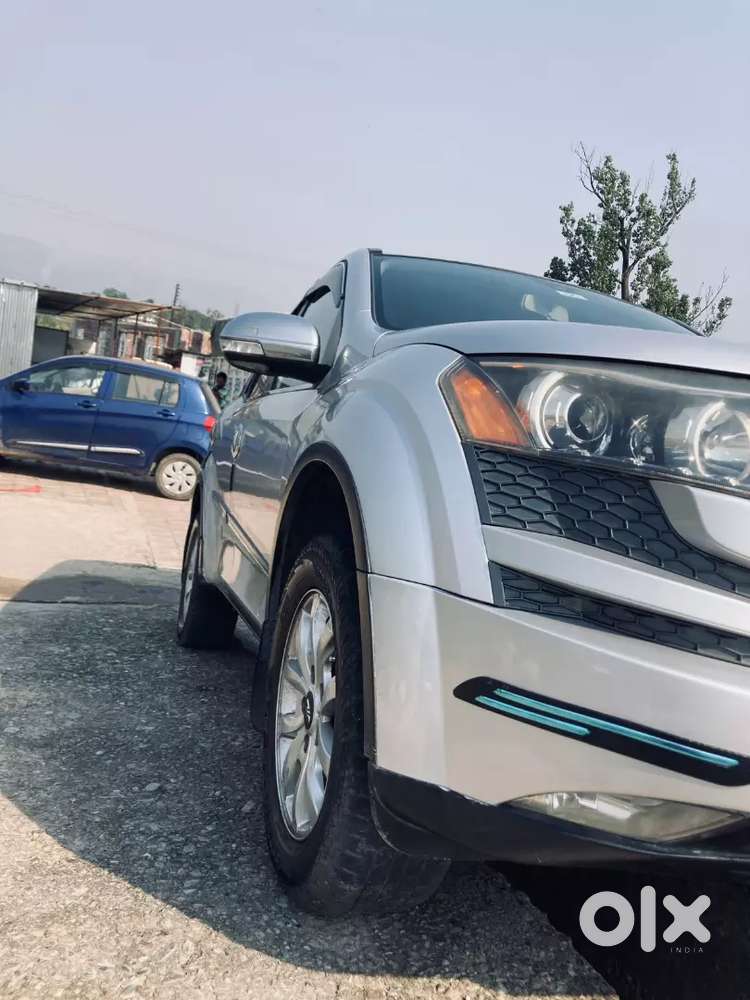 Mahindra Xuv500 2015 Diesel 107899 Km Driven