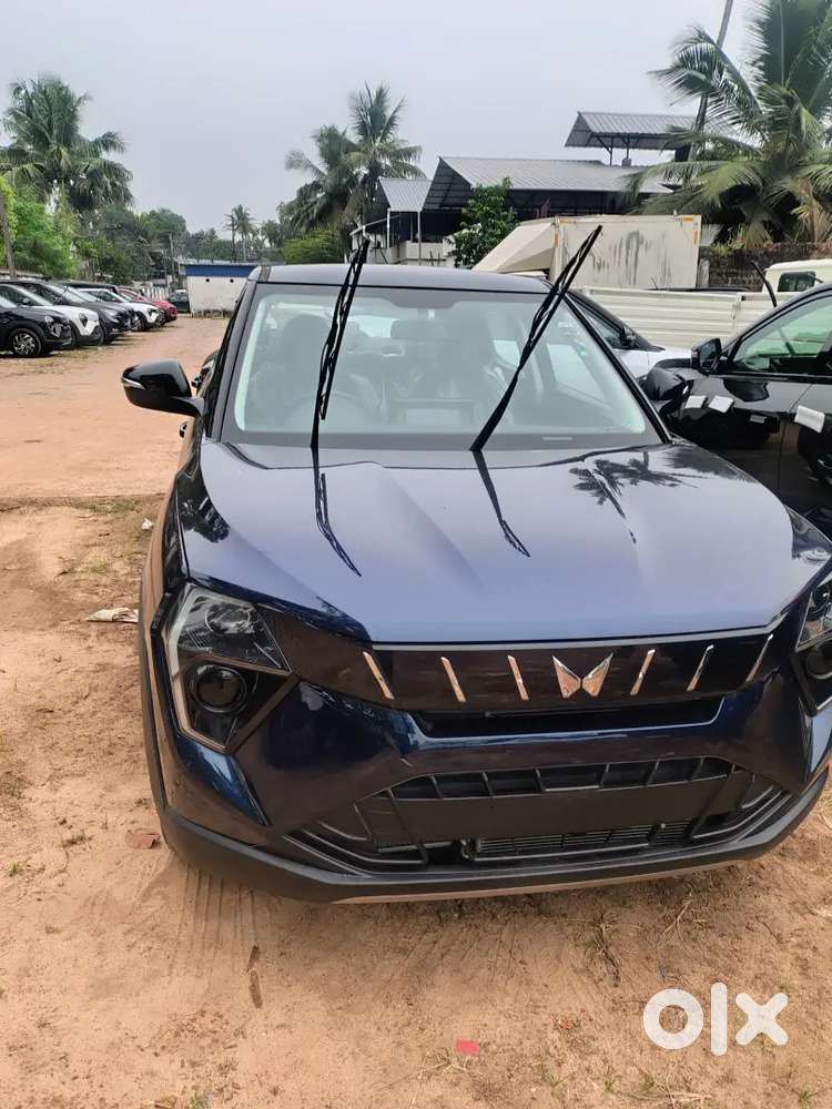 Mahindra Xuv 3xo Mx3 2025