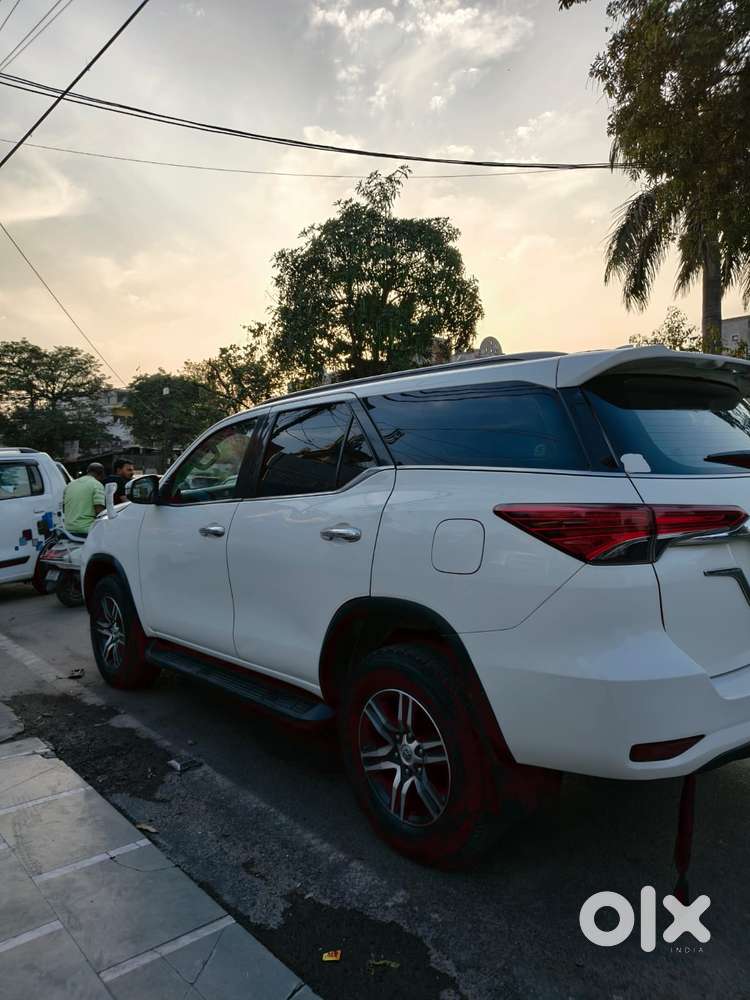 Toyota Fortuner 3.0 4x2 Automatic, 2018, Diesel